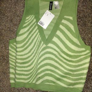 selling h&m clothes from dresses to tops and shorts and pants and a few more th